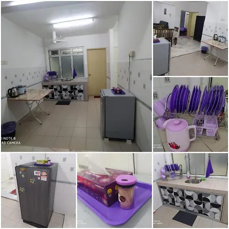 Pd Laguna Homestay Blue & Purple Port Dickson Exterior photo