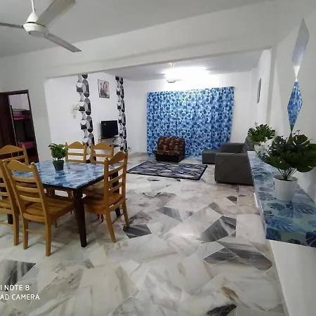 Pd Laguna Homestay Blue & Purple Port Dickson Exterior photo