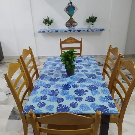 Pd Laguna Homestay Blue & Purple Port Dickson Exterior photo