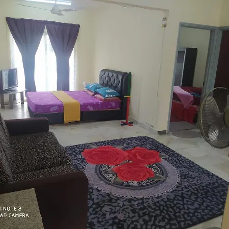 Pd Laguna Homestay Blue & Purple Port Dickson Exterior photo