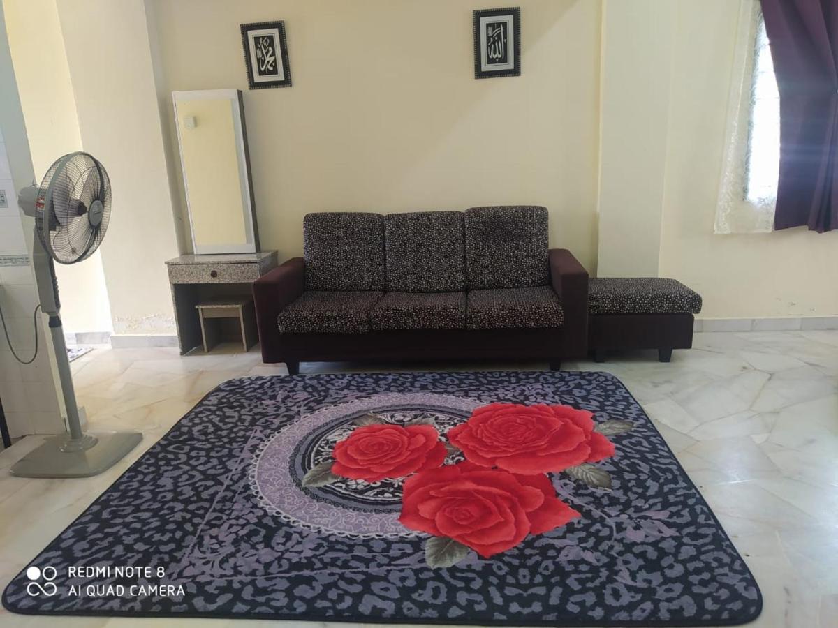 Apartment Pd Laguna Blue & Purple *